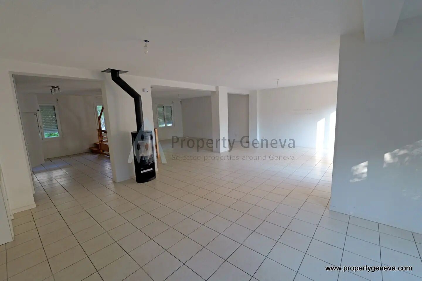 Maison à louer, 250m², Ferney-Voltaire