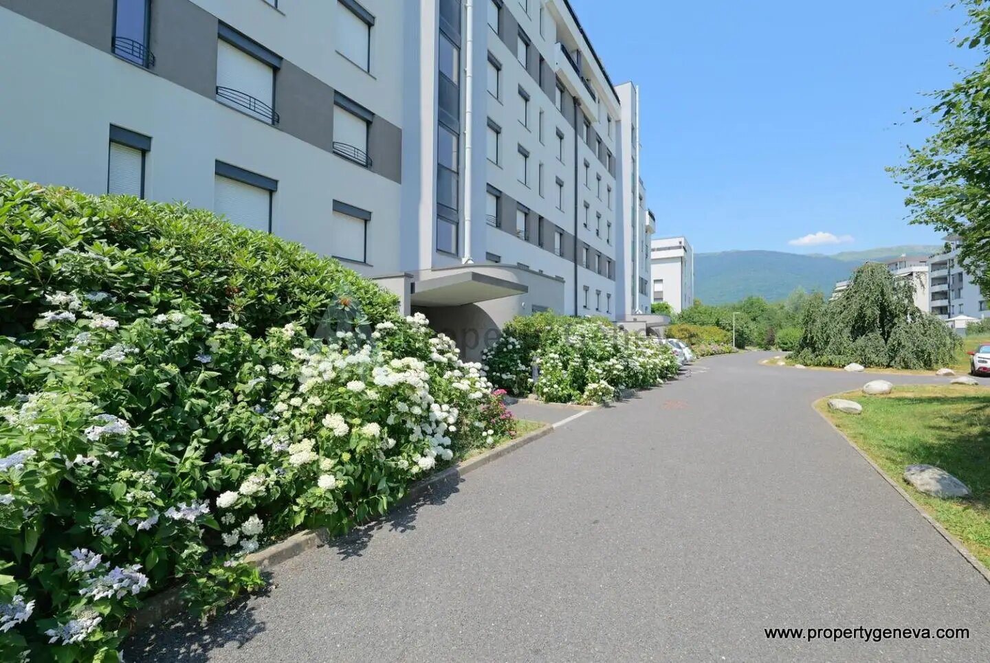 Appartement à louer, 133m², Saint-Genis-Pouilly