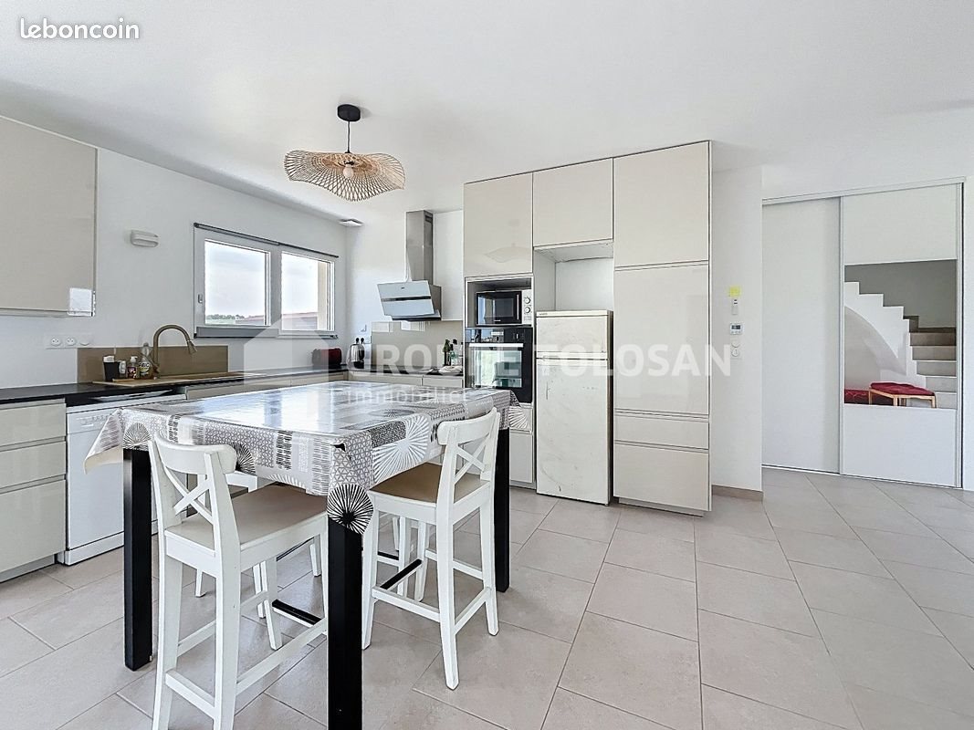 Maison à vendre, 141m², Sainte-Foy-d'Aigrefeuille
