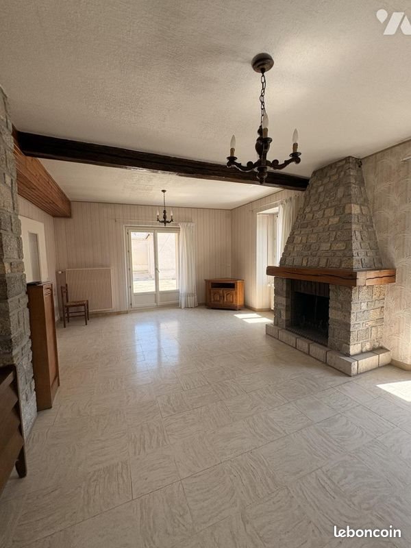 Maison à vendre, 142m², Sermaises