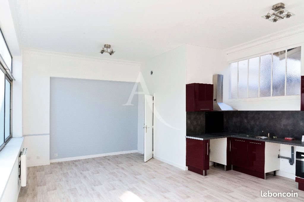 Appartement à louer, 50m², Suresnes