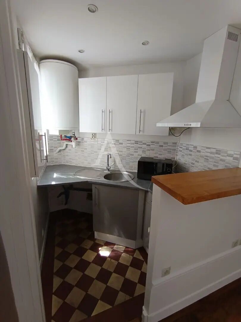 Appartement à louer, 29m², Poissy