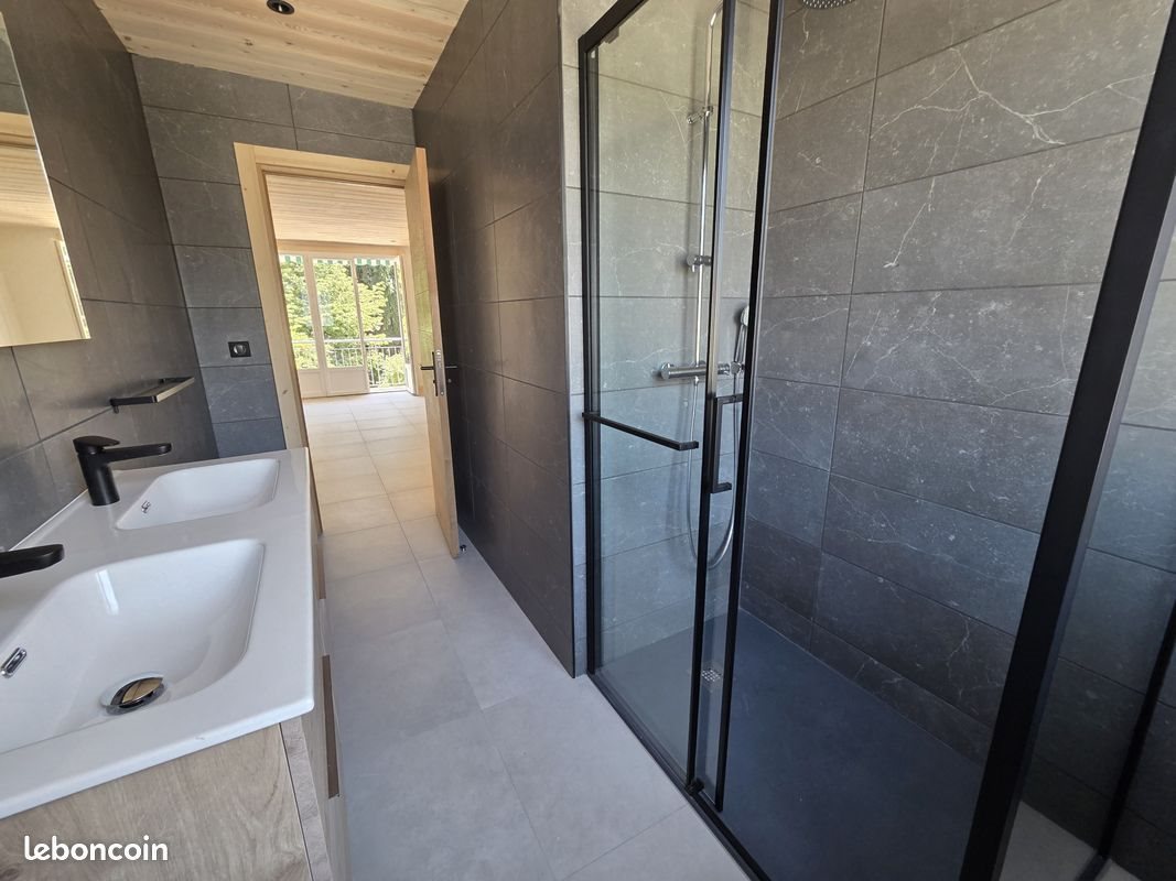Appartement à louer, 88m², Annecy
