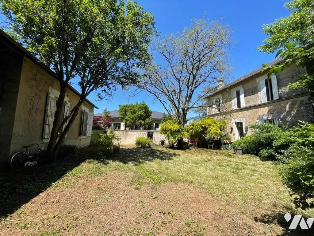 Maison à vendre, 260m², Celle-Lévescault