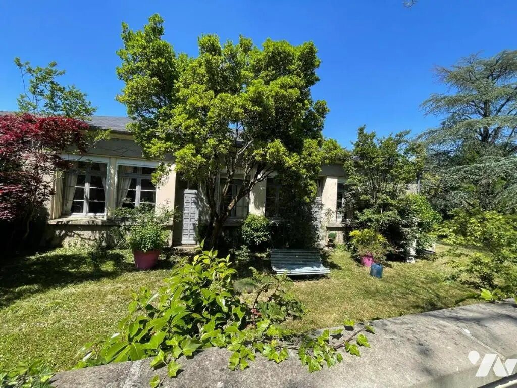 Maison à vendre, 260m², Celle-Lévescault