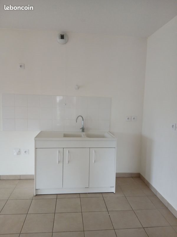 Appartement à louer, 69m², Arnas