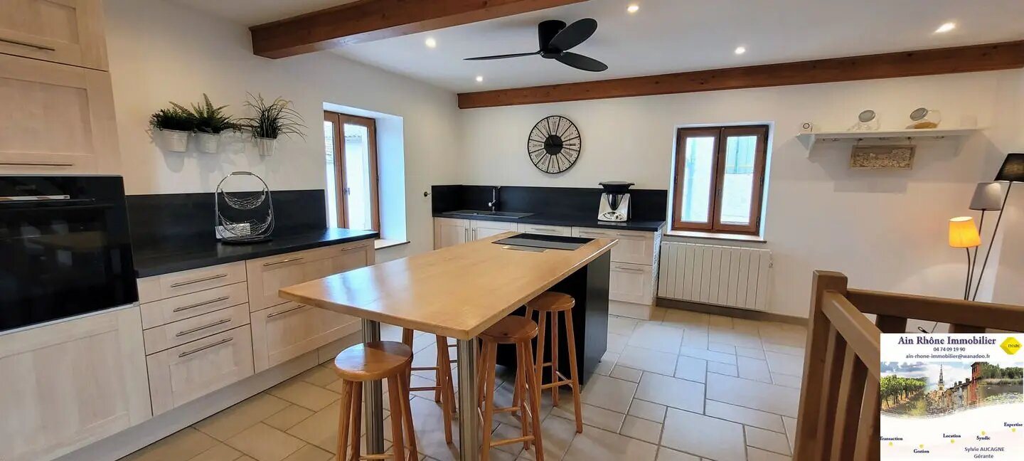 Maison à vendre, 171m², Lancié