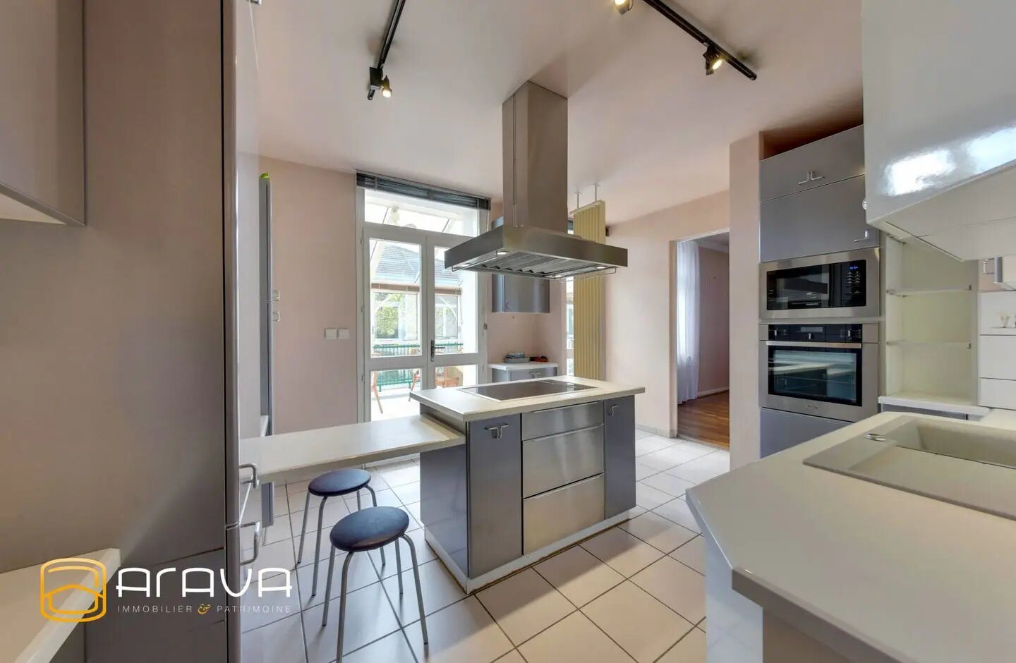 Maison à vendre, 251m², Saint-Egrève