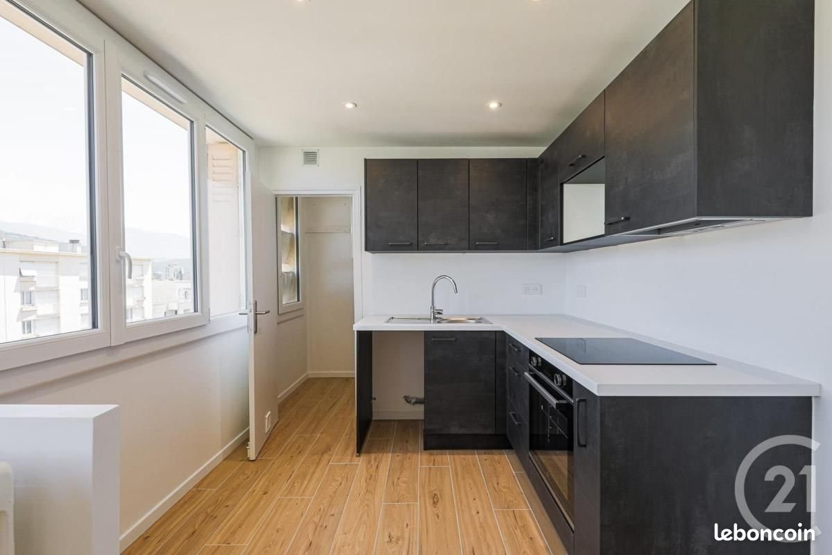 Appartement à vendre, 66m², Grenoble