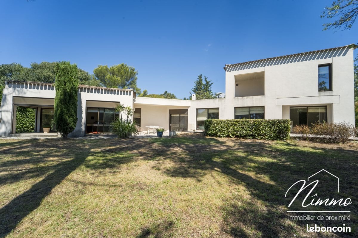 Maison à vendre, 250m², Nîmes
