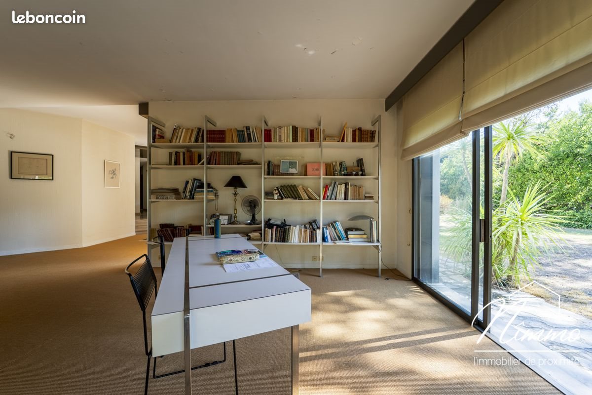Maison à vendre, 250m², Nîmes