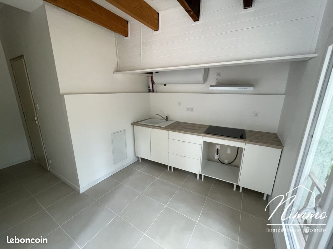 Appartement à louer, 55m², Nîmes