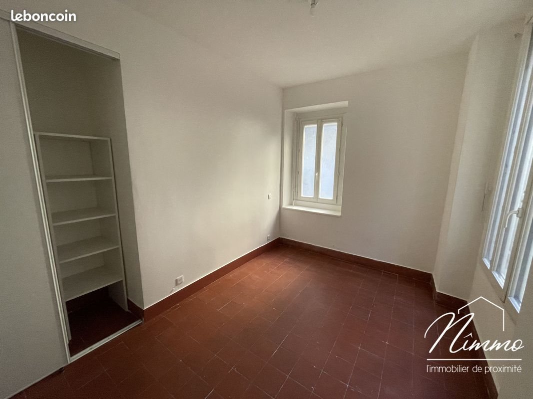 Appartement à louer, 79m², Nîmes