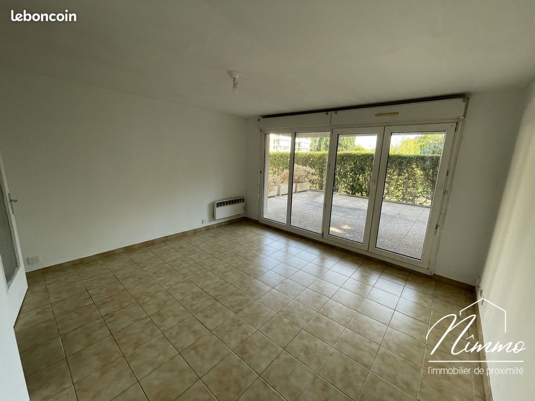 Appartement à louer, 49m², Nîmes