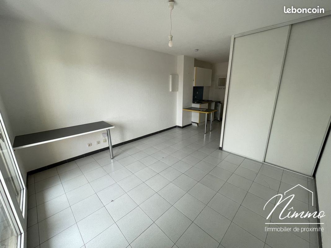 Appartement à louer, 23m², Nîmes