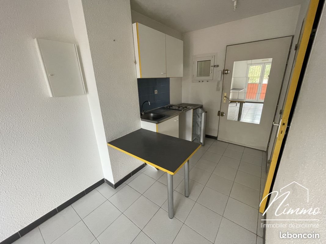Appartement à louer, 23m², Nîmes
