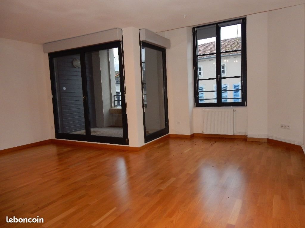 Appartement à louer, 94m², Gondrecourt-le-Château