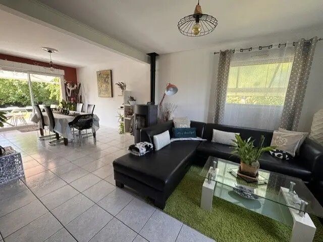 Maison à vendre, 142m², Rumigny