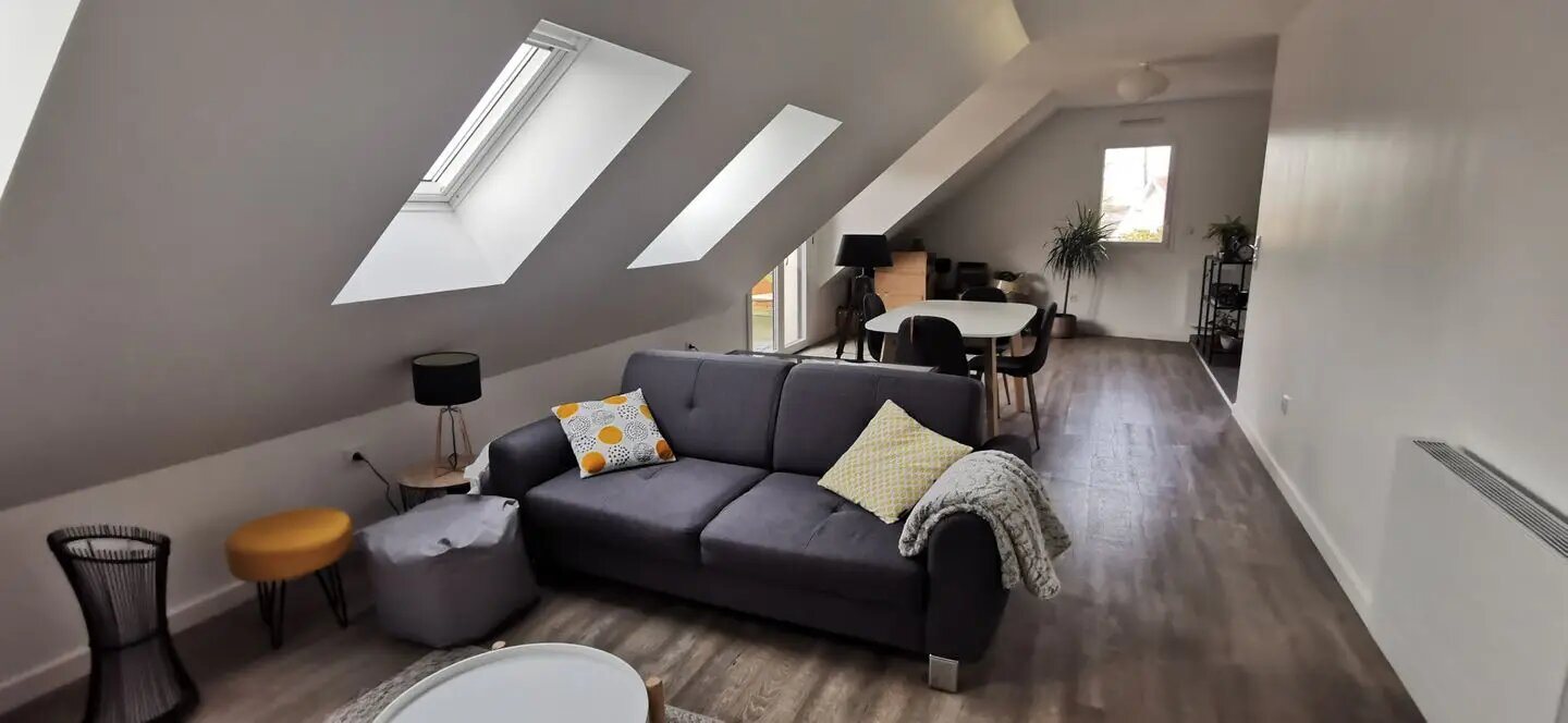 Appartement à louer, 59m², Dury