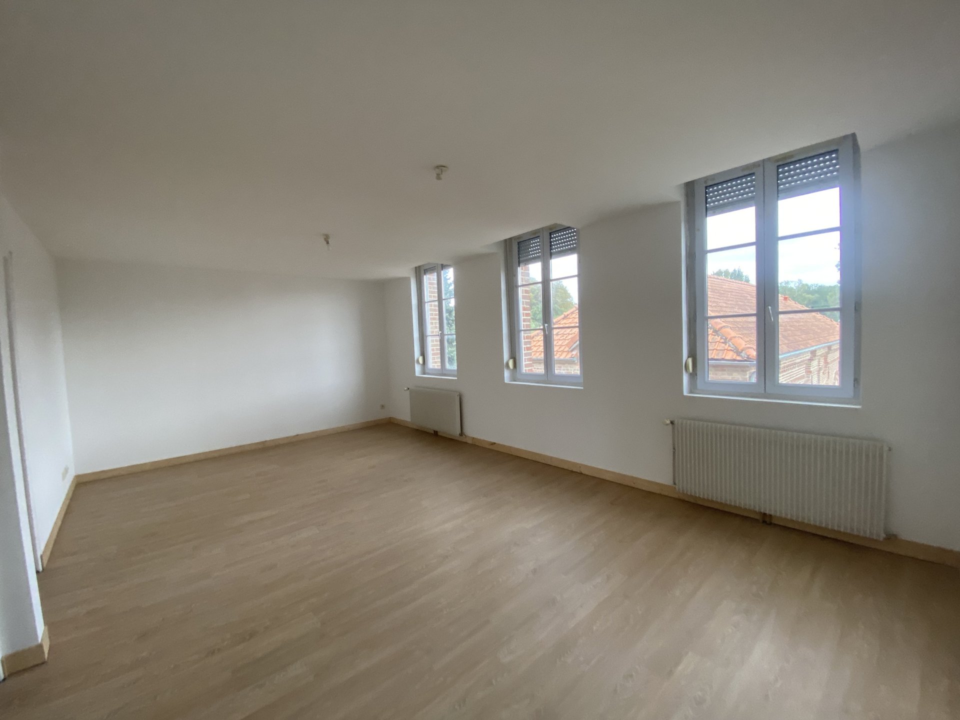 Appartement à louer, 76m², Molliens-Dreuil