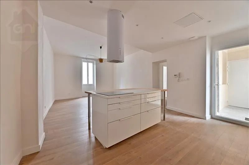 Appartement à louer, 87m², Nîmes