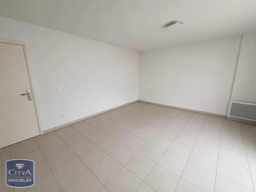 Appartement à louer, 30m², Nîmes