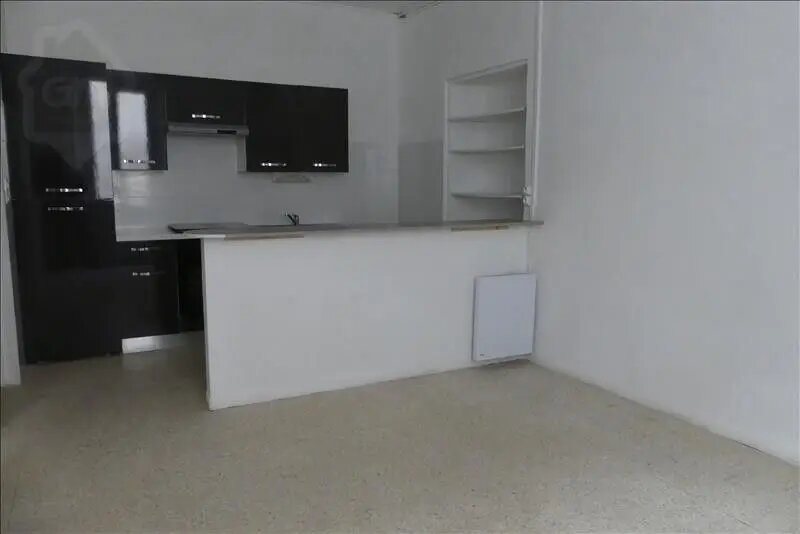 Appartement à louer, 32m², Nîmes