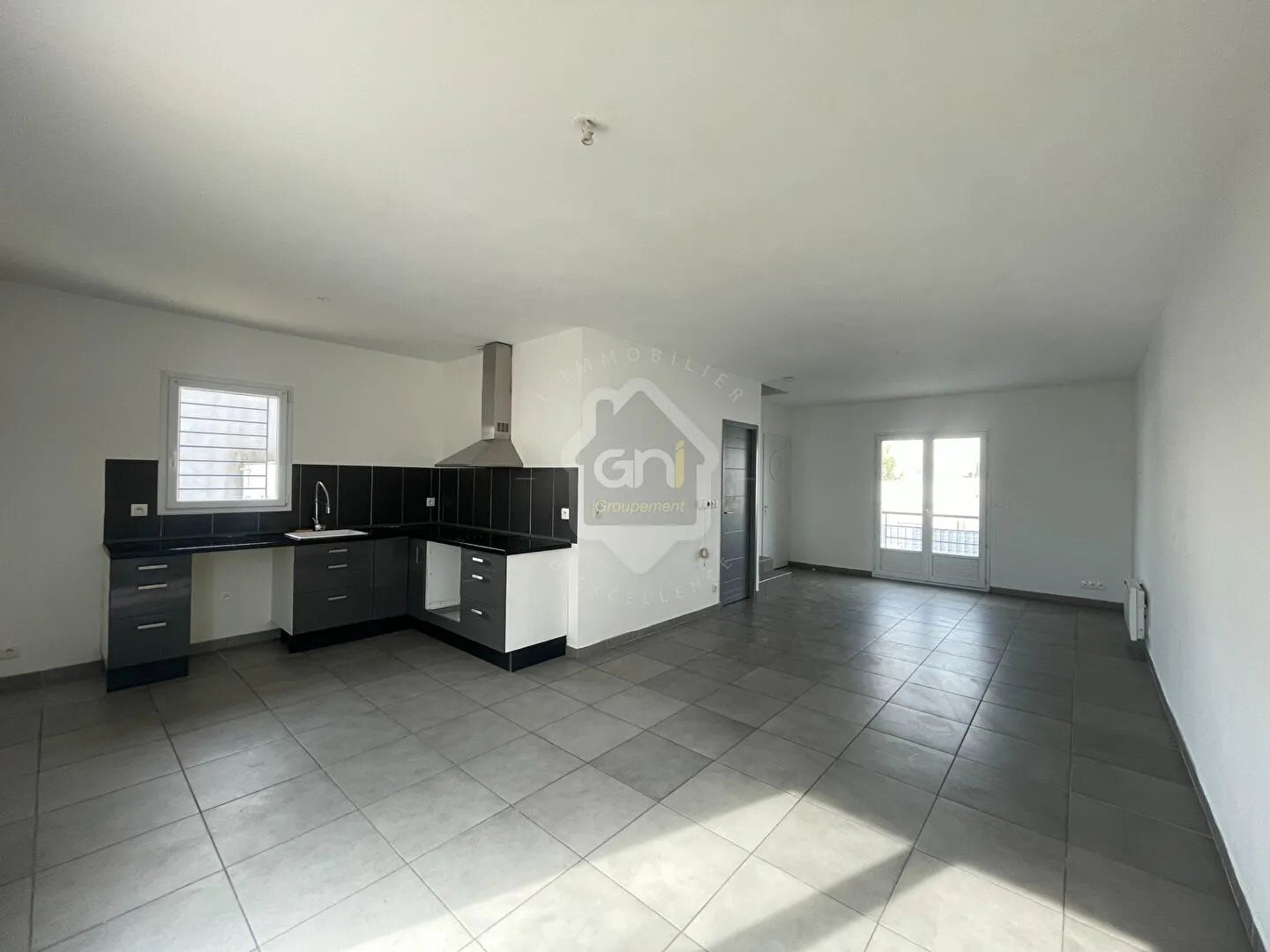 Maison à louer, 74m², Manduel