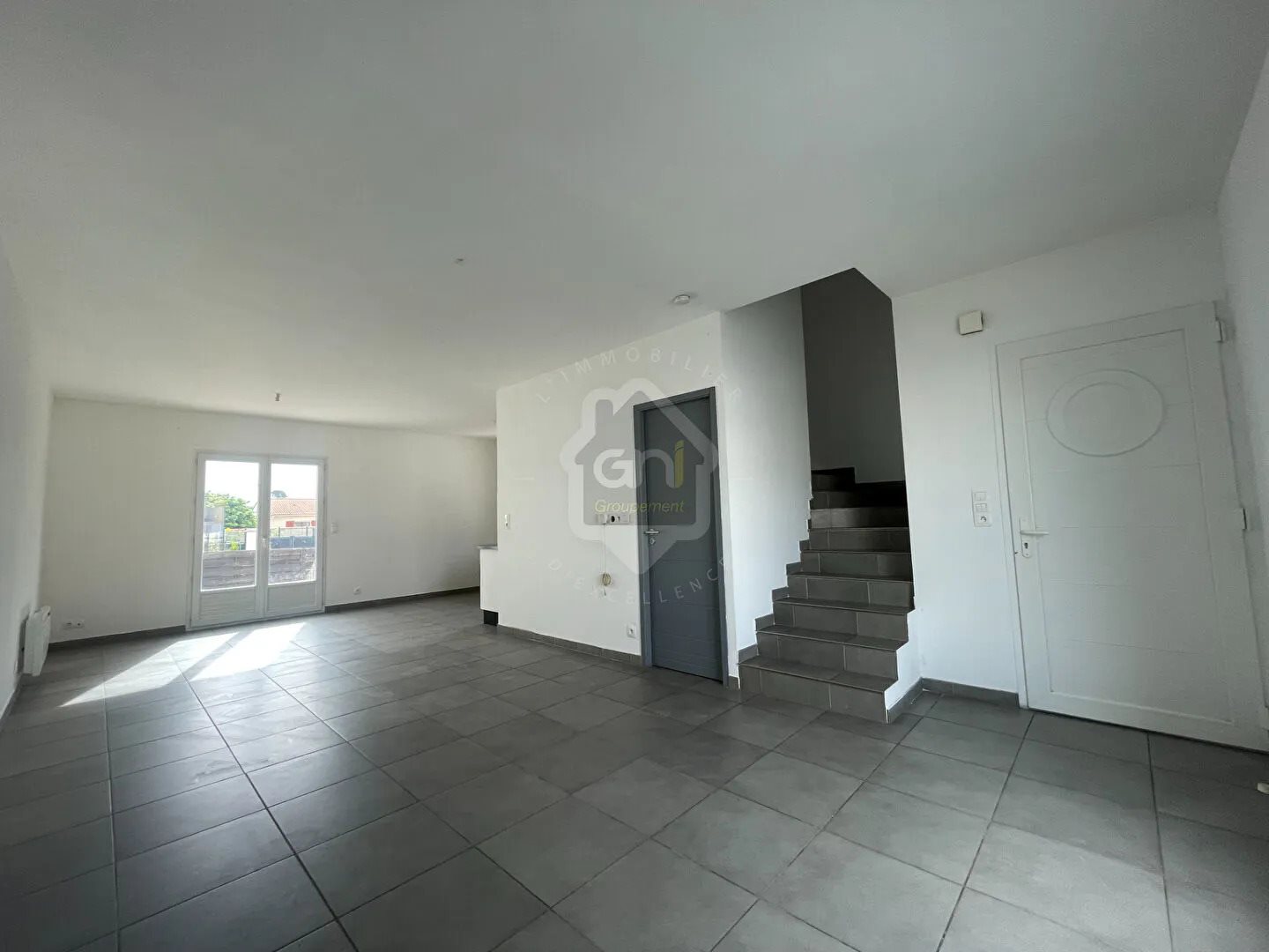 Maison à louer, 74m², Manduel