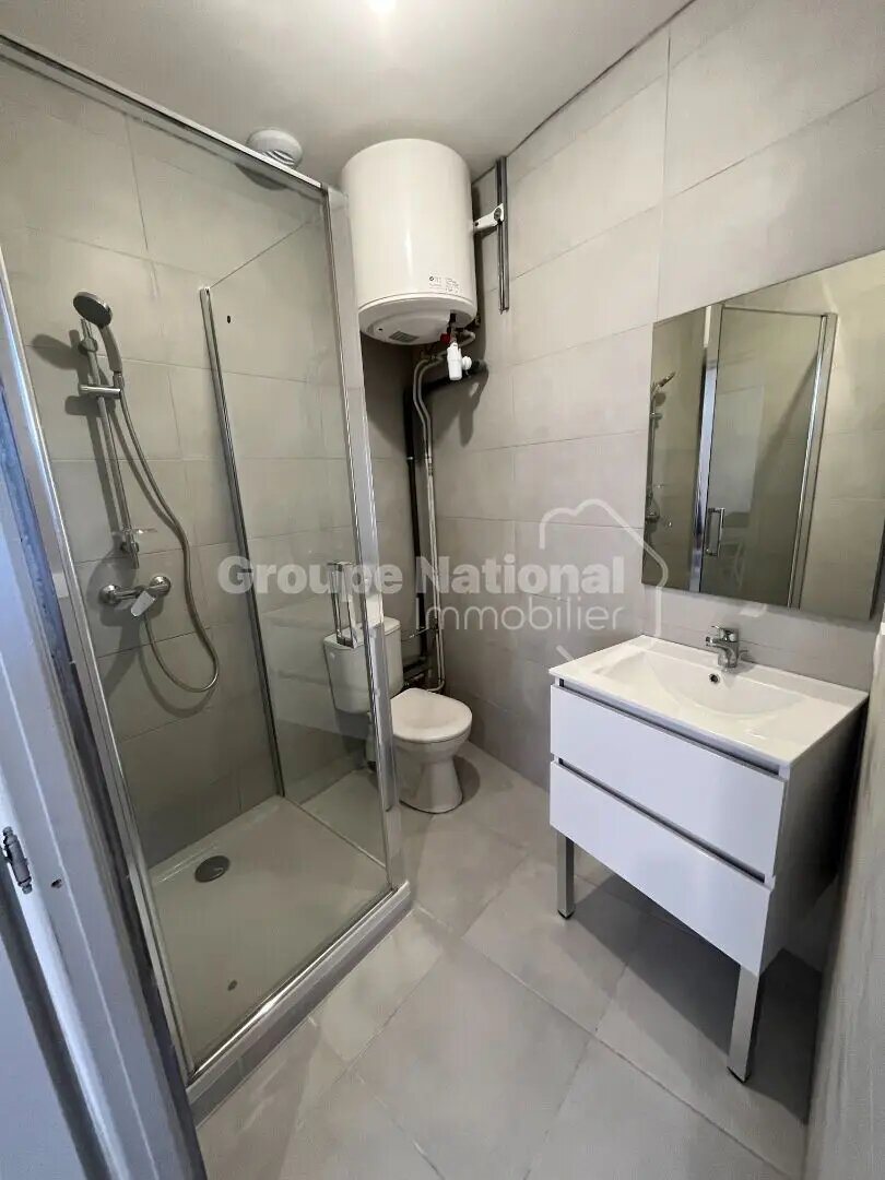 Appartement à louer, 26m², Nîmes