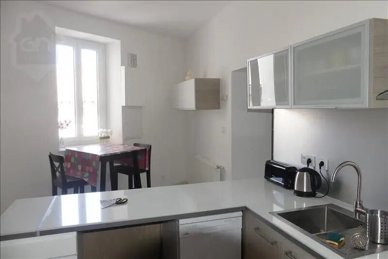 Appartement à louer, 70m², Nîmes