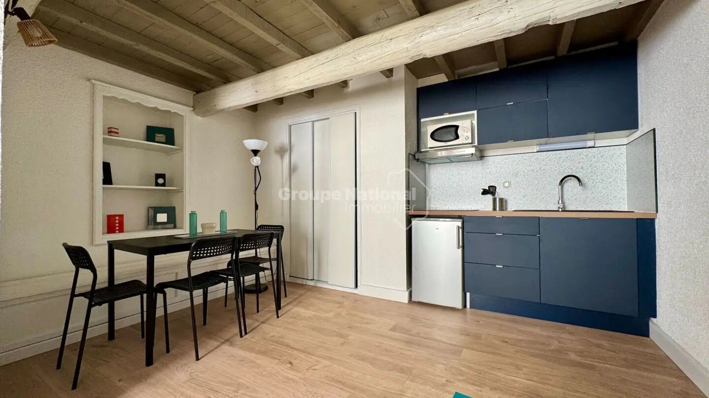 Appartement à louer, 31m², Nîmes