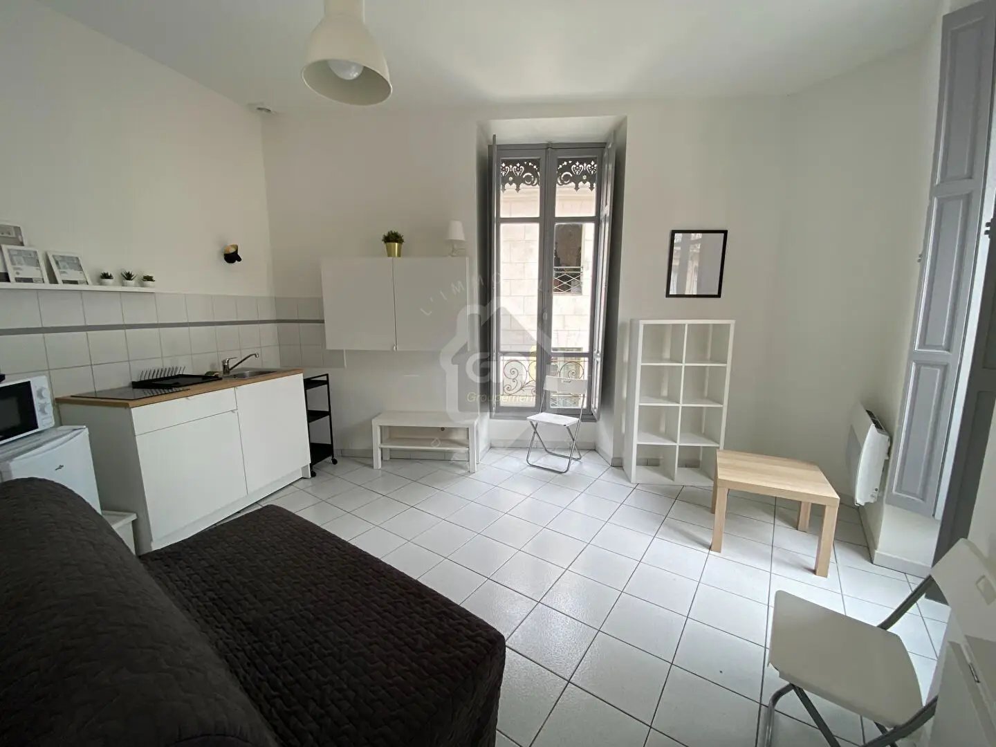 Appartement à louer, 19m², Nîmes