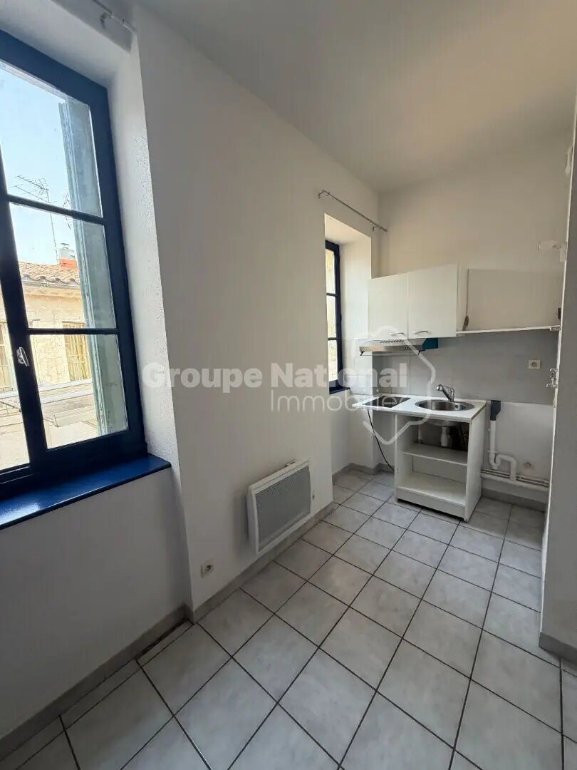 Appartement à louer, 22m², Nîmes