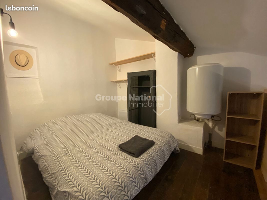 Appartement à louer, 29m², Nîmes
