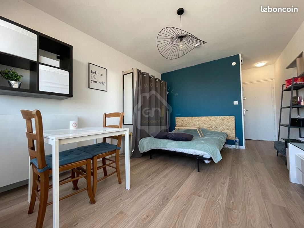 Appartement à louer, 22m², Nîmes