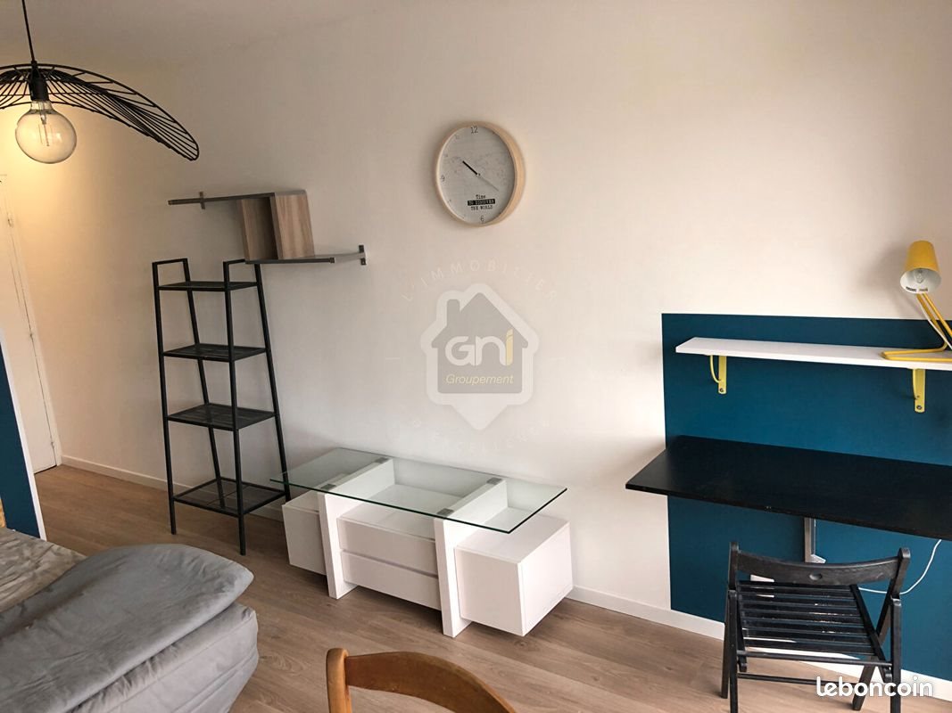 Appartement à louer, 22m², Nîmes