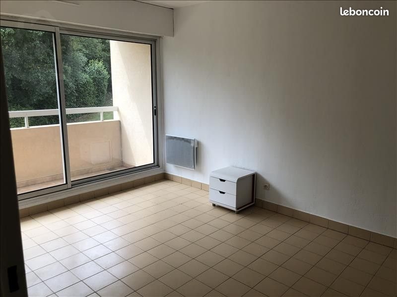 Appartement à louer, 20m², Nîmes