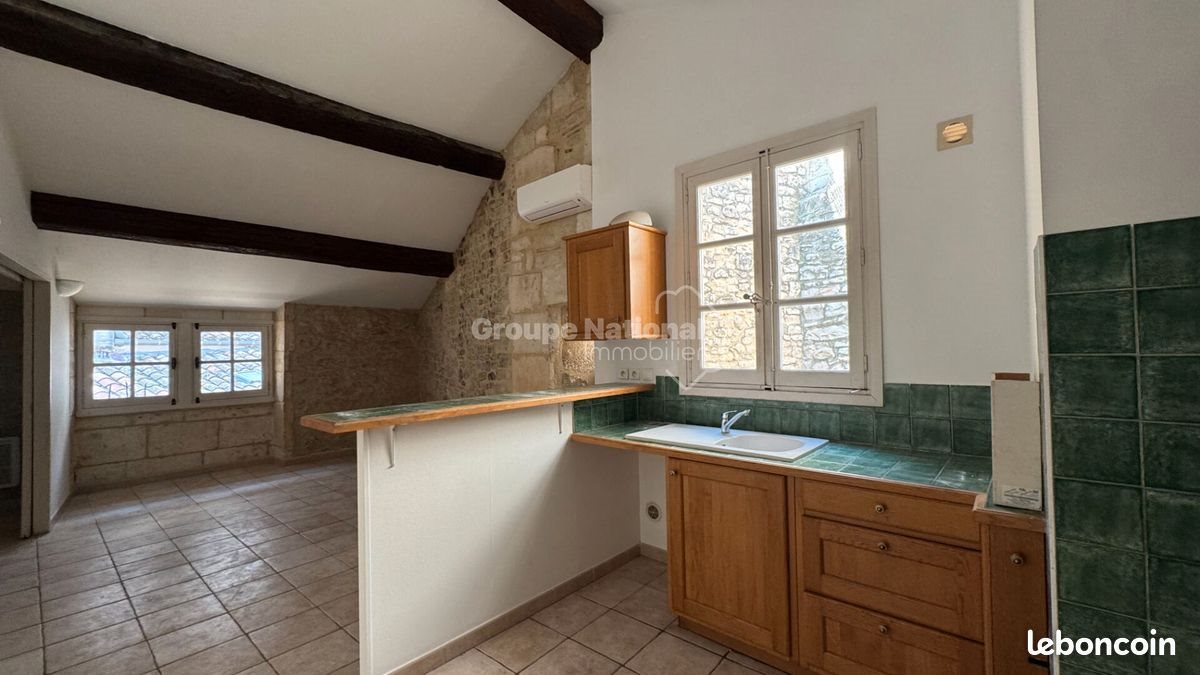 Appartement à louer, 52m², Nîmes