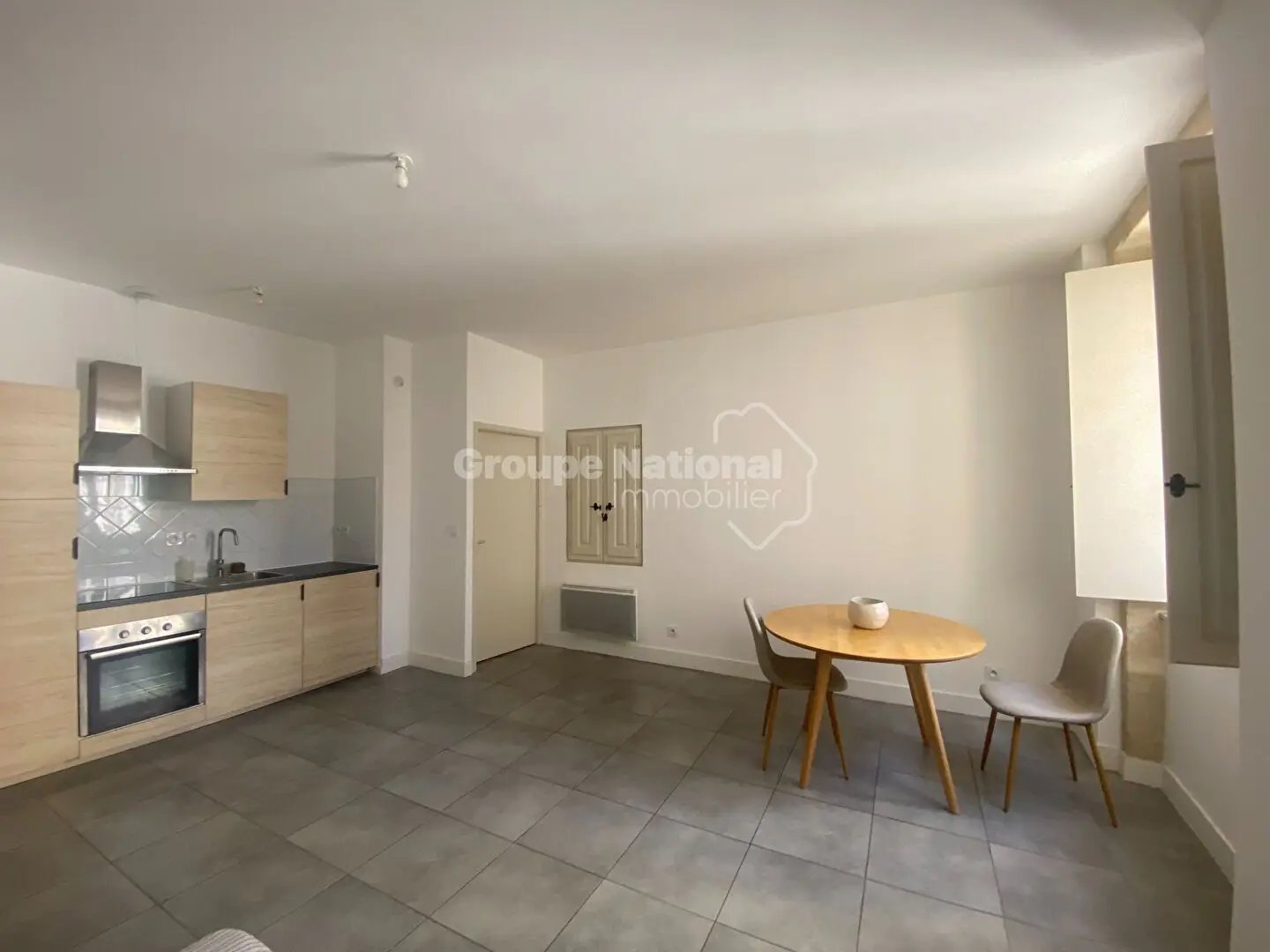 Appartement à louer, 34m², Nîmes