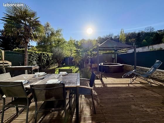 Appartement à louer, 84m², Nivolas-Vermelle