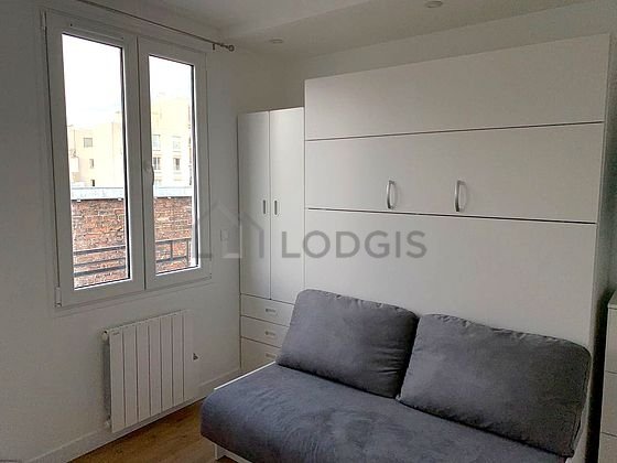 Appartement à louer, 18m², Paris 18ème