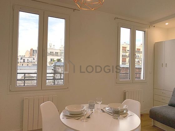 Appartement à louer, 18m², Paris 18ème