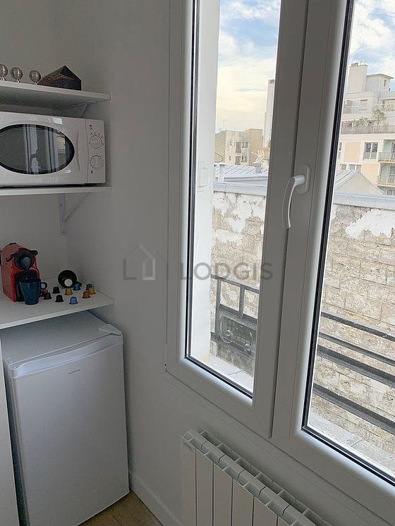 Appartement à louer, 18m², Paris 18ème