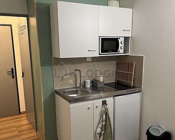 Appartement à louer, 19m², Courbevoie