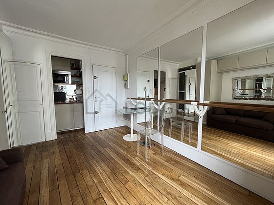 Appartement à louer, 17m², Paris 18ème