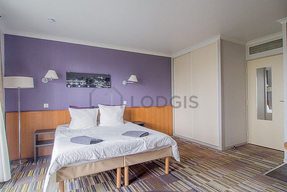 Appartement à louer, 27m², Courbevoie