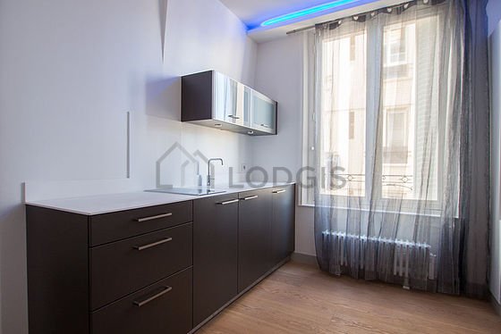 Appartement à louer, 31m², Courbevoie