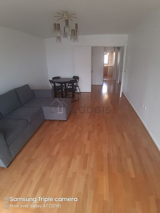 Appartement à louer, 65m², Courbevoie