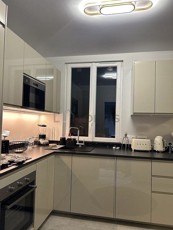 Appartement à louer, 34m², Courbevoie